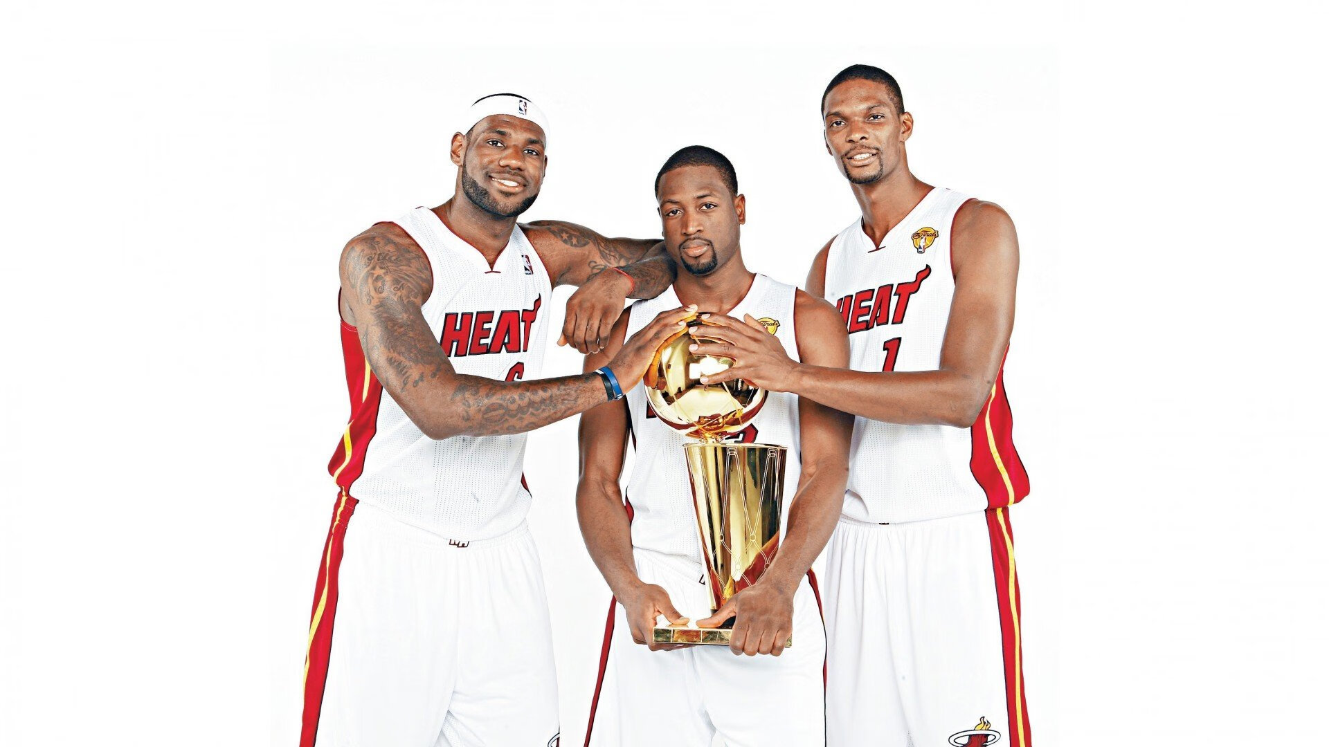 【传奇再现】老将带领球队追逐冠军，传奇再现 百科